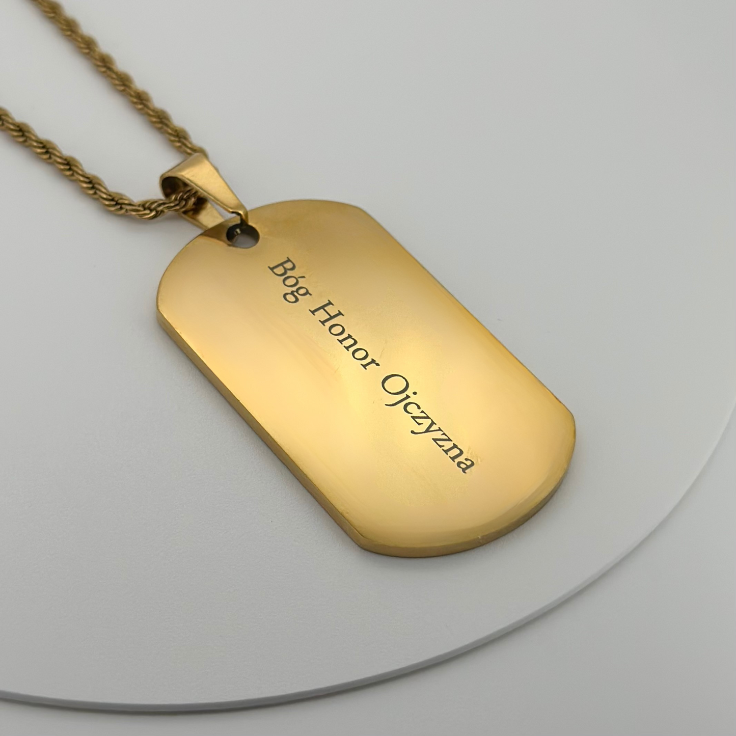 PLNDSKI Eagle Engraved Necklace - Gold