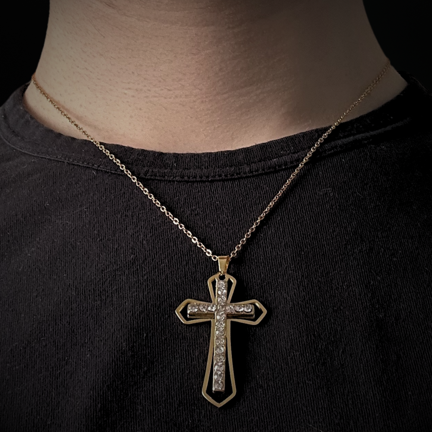 PLNDSKI Cross Gem Necklace - Gold