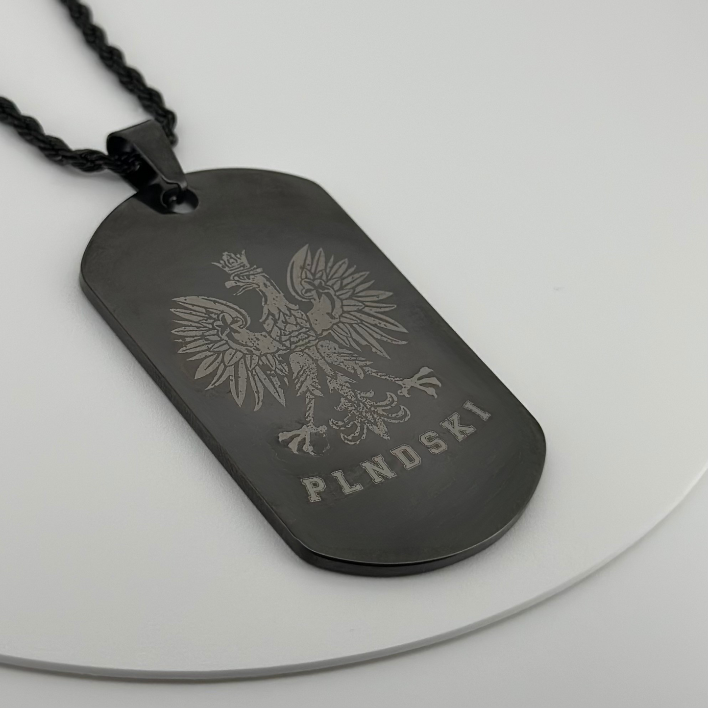 PLNDSKI Eagle Engraved Necklace - Black