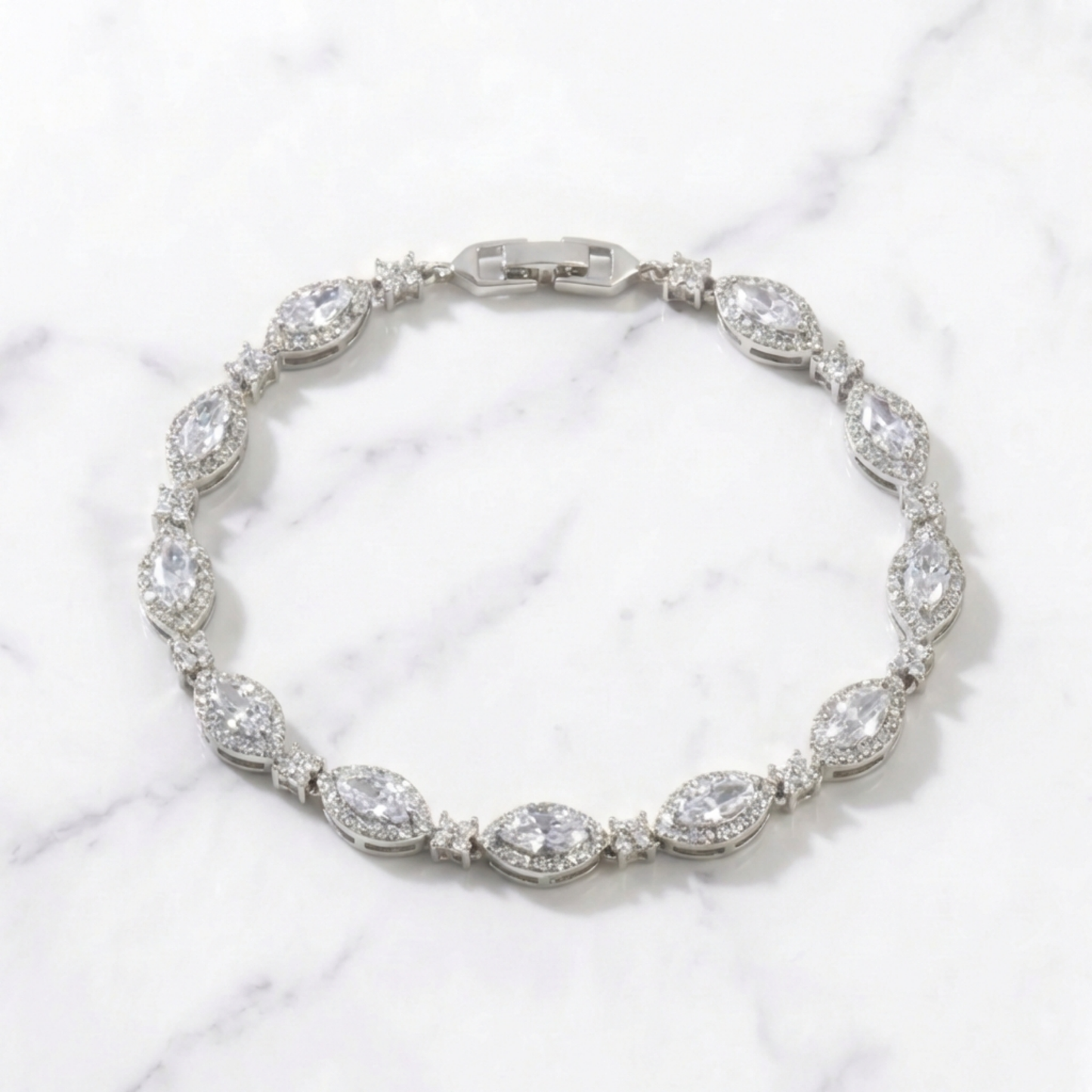 Snakes Eye Bracelet - Silver