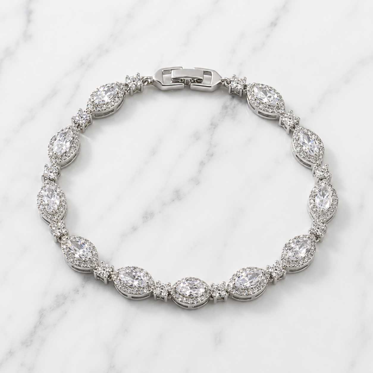 Snakes Eye Bracelet - Silver