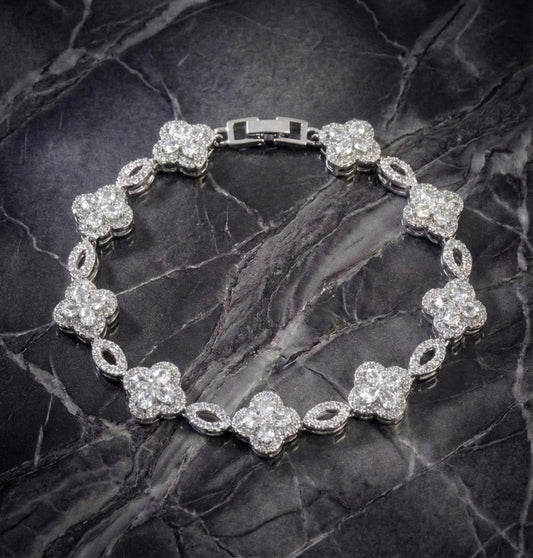Clover Bracelet - Silver